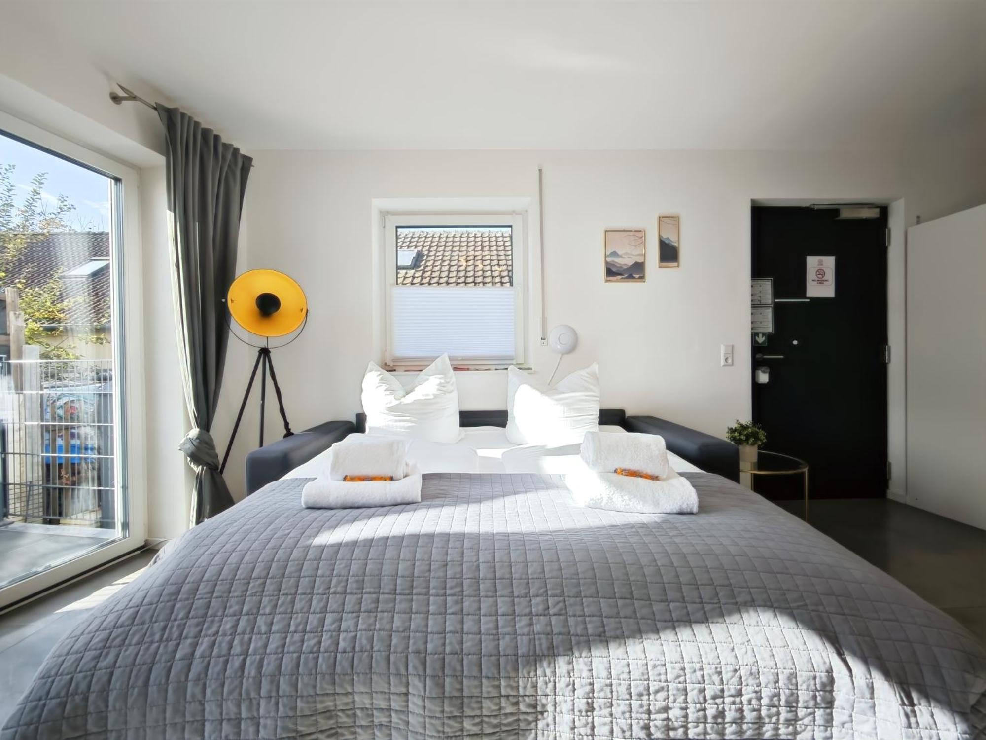 Kaiserin Sisi Fuer Bis Zu 6 - Arbeitsplatz, Badewanne, Parkplatz, Waschmaschine Dinkelsbühl Exterior foto